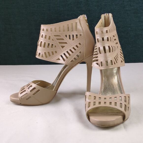 For Kitty Rescue! Guess Laser Cut Stilettos - Picture 2 of 16